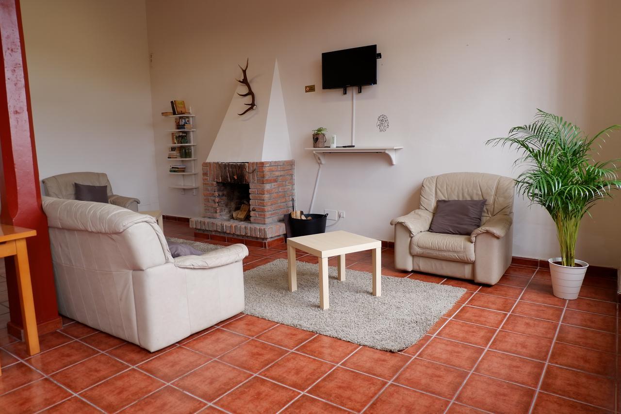 Albergue Familiar De Pintueles Piloña Extérieur photo